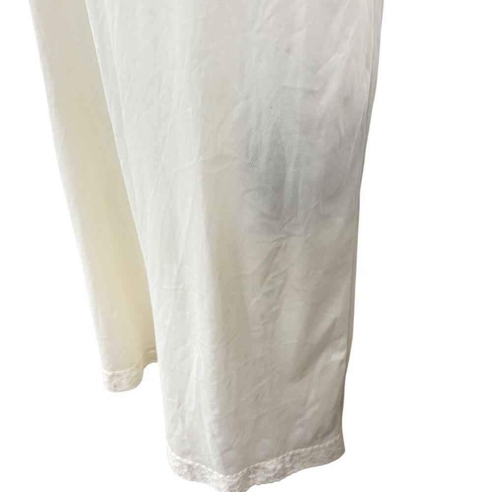Vanity Fair Vintage Full Slip Dress Ivory Lace Trim V-Neck Babydoll USA Made S - Picture 8 of 16